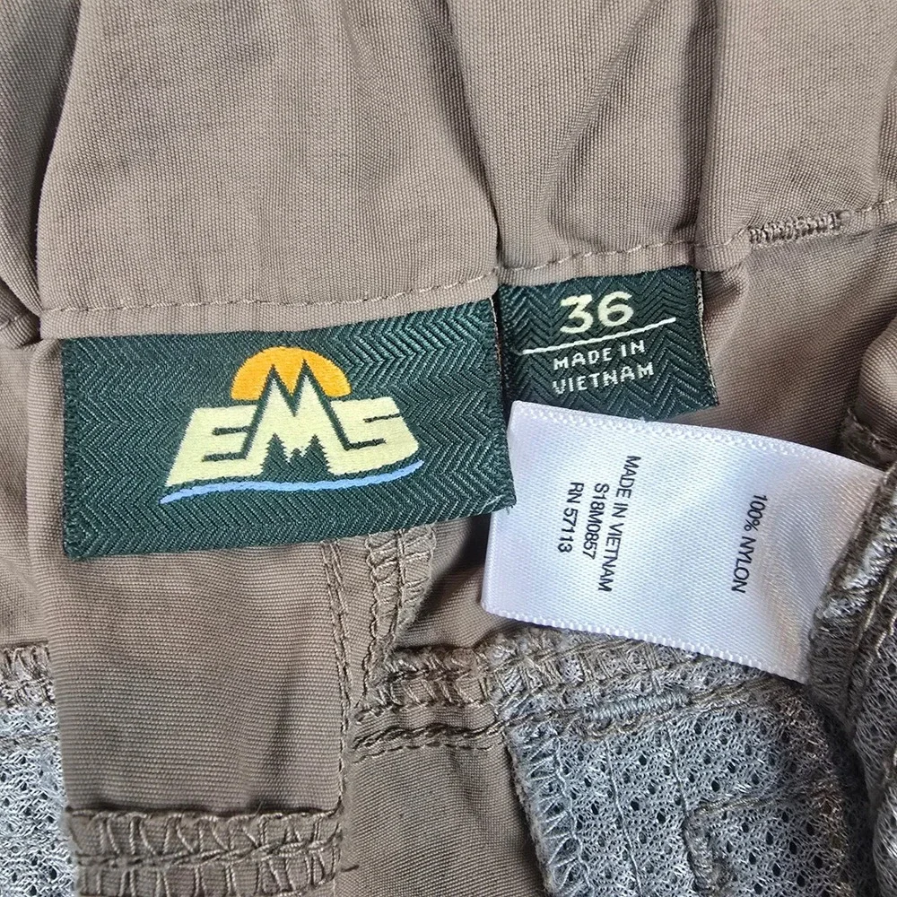 EMS Cargo Shorts Mens 36 Tan Regular Fit Nylon Hiking Utility Belted S18M0857